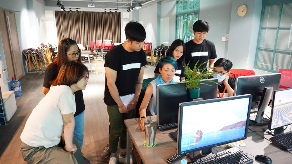 Ms. Sakura Munakata, a lecturer with more than 24 years of experience in Motion Builder and Motion Capture, directly guides the 3D Motion team at Art Studio